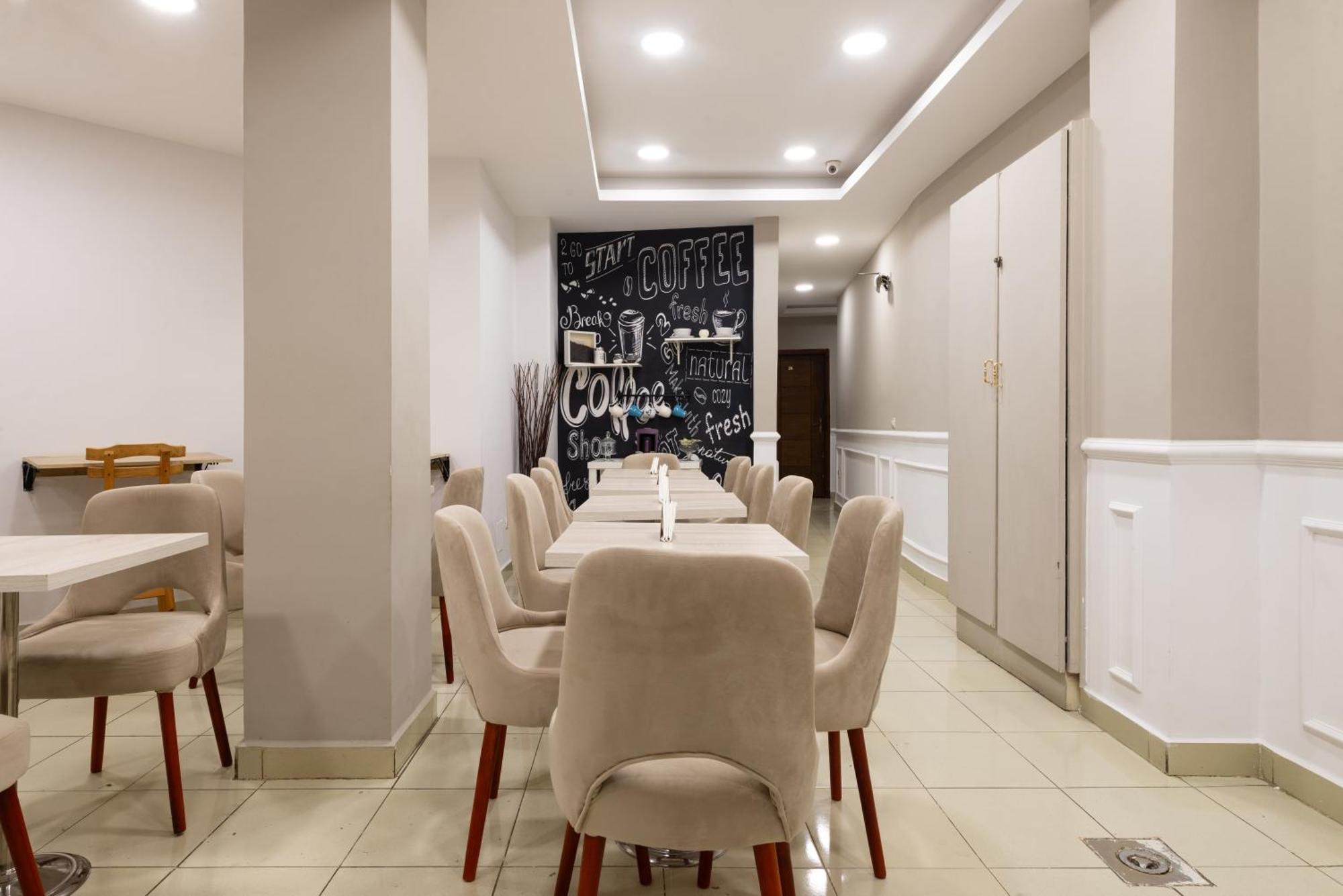 Capital Hotel Кайро Екстериор снимка