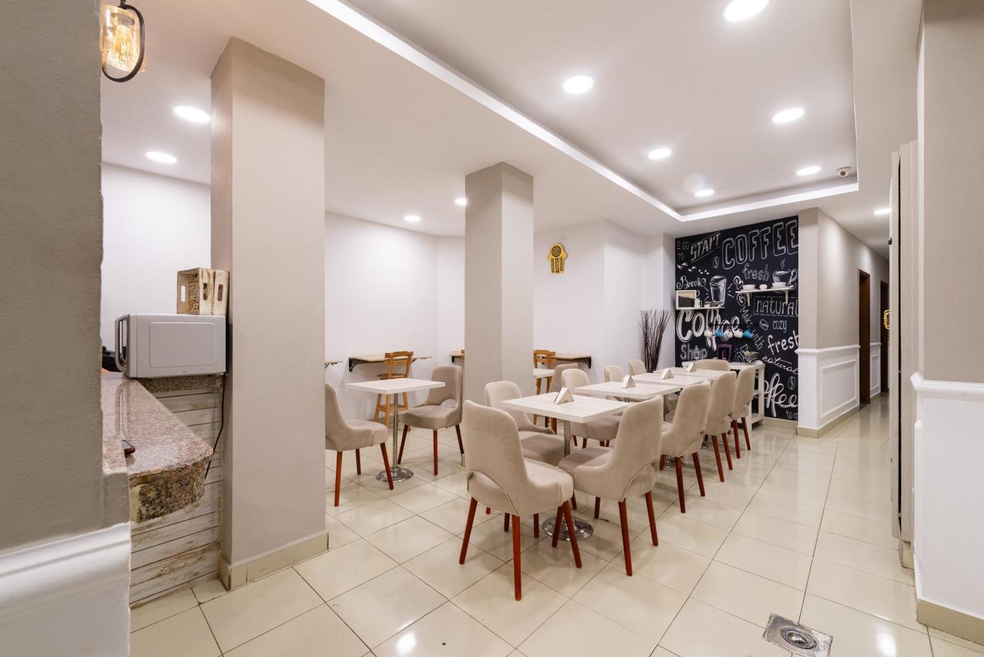Capital Hotel Кайро Екстериор снимка