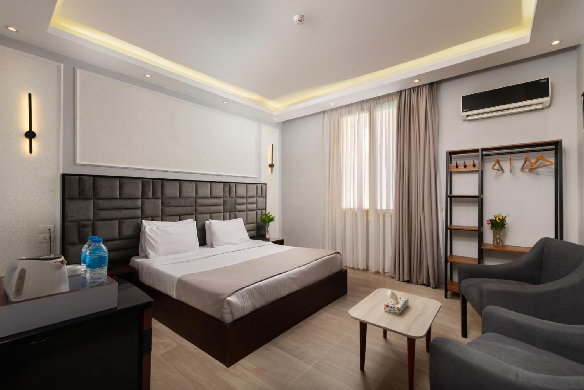 Capital Hotel Кайро Екстериор снимка